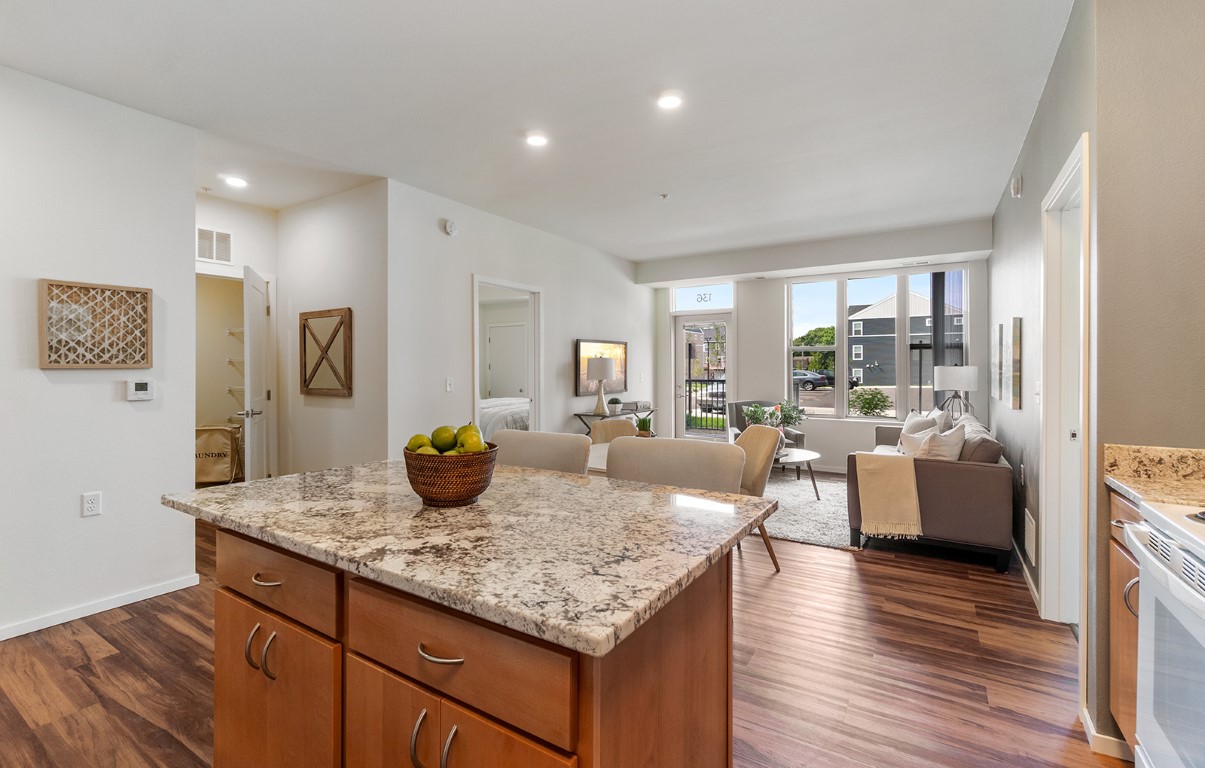 Oaks Landing_25